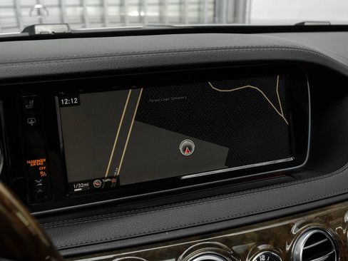 Used 2014 Mercedes-Benz S 550 Sedan image 26