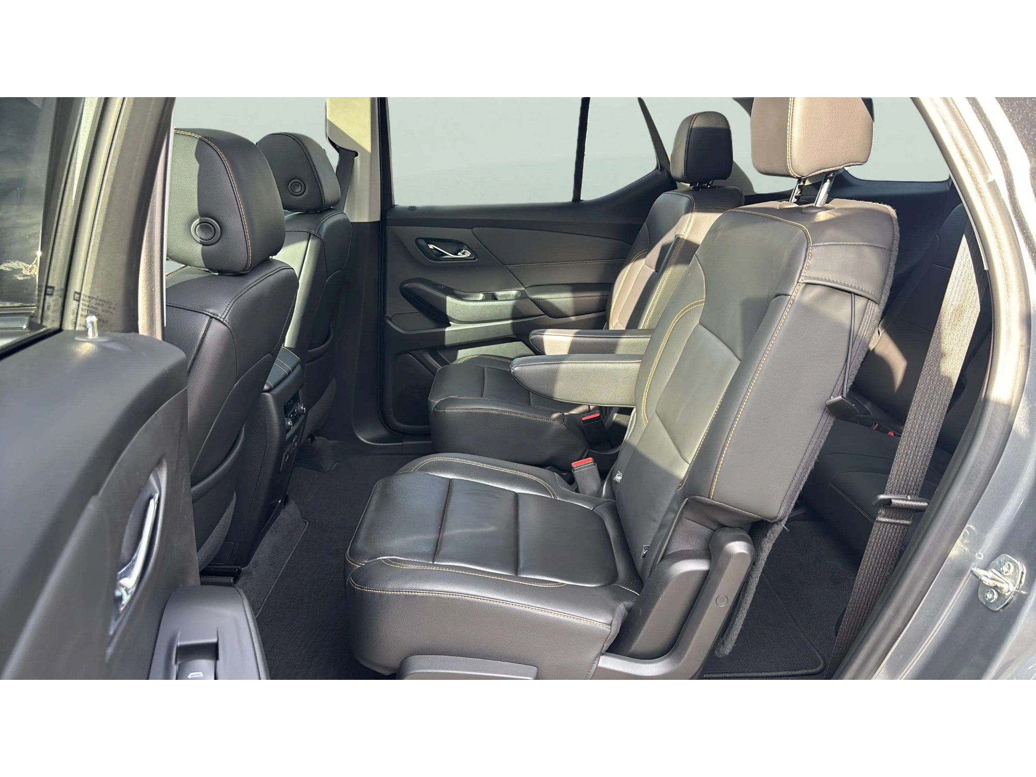Used 2021 Chevrolet Traverse RS AWD/4WD image 14