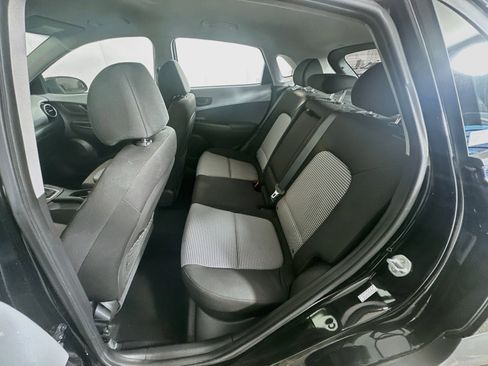 Used 2021 Hyundai Kona SE FWD image 25