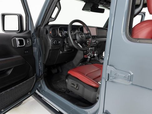 Used 2024 Jeep Wrangler Unlimited Rubicon 392 AWD/4WD image 5