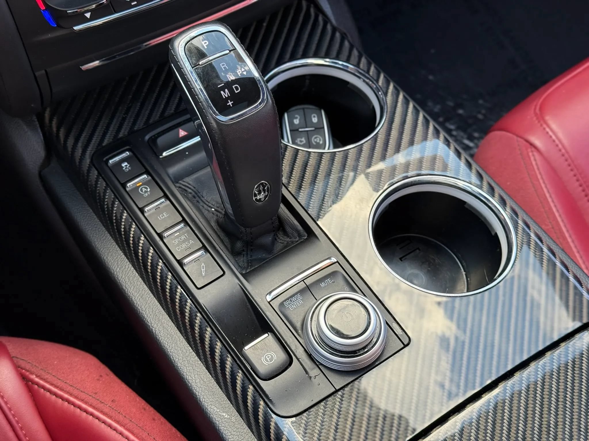 Used 2022 Maserati Ghibli Trofeo RWD image 27