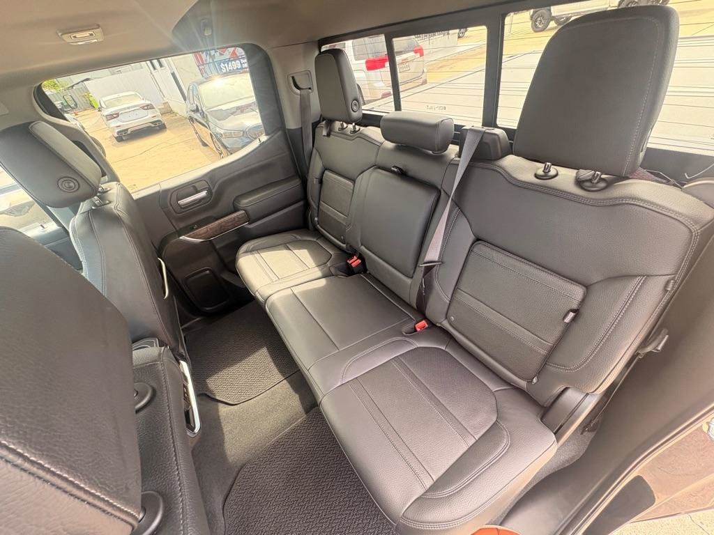 Used 2020 GMC Sierra 1500 Denali w/ Denali Ultimate Package AWD/4WD image 17
