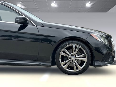 Used 2016 Mercedes-Benz E 350 Sedan image 34