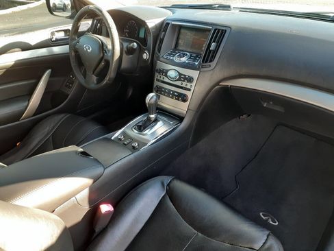 Used 2010 INFINITI G37 x Coupe w/ Premium Pkg image 15