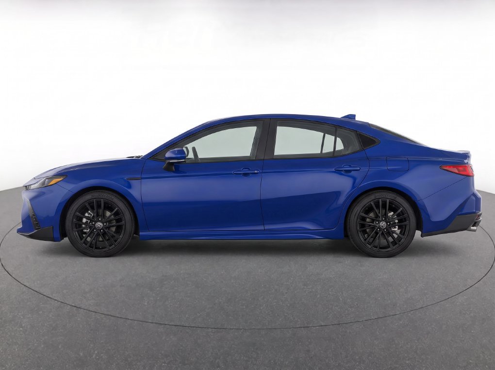 Used 2026 Toyota Camry SE FWD image 8
