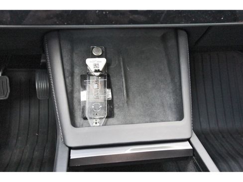 Used 2024 Tesla Model 3 Standard Range RWD image 25