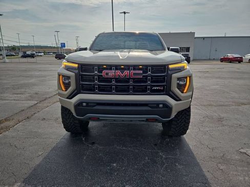 Used 2023 GMC Canyon AT4 AWD/4WD image 3