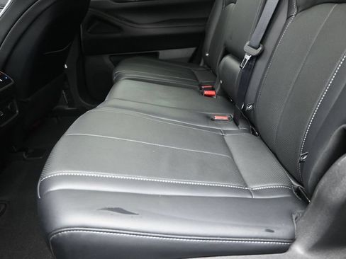 Certified 2023 INFINITI QX60 Pure FWD image 17