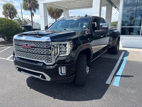 Used 2021 GMC Sierra 3500 Denali w/ Denali Ultimate Package AWD/4WD image 1