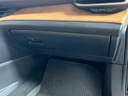 Used 2025 Toyota Crown Signia image 35