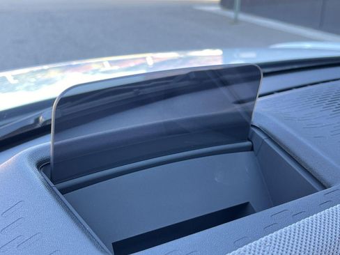 Used 2025 MINI Cooper 2-Door Hardtop image 23