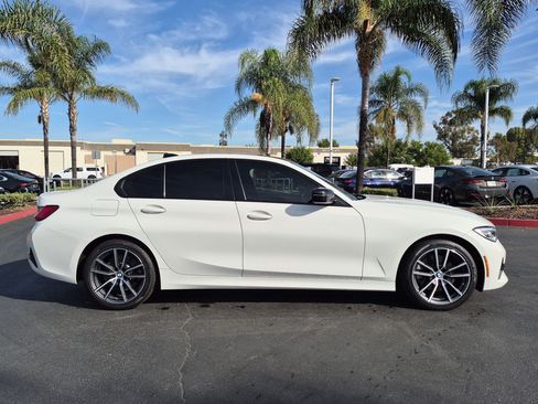 Used 2021 BMW 330i Sedan w/ Driving Assistance Package RWD image 11