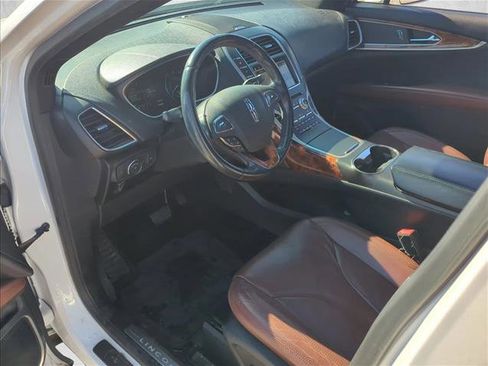 Used 2016 Lincoln MKX Reserve w/ Climate Package image 8