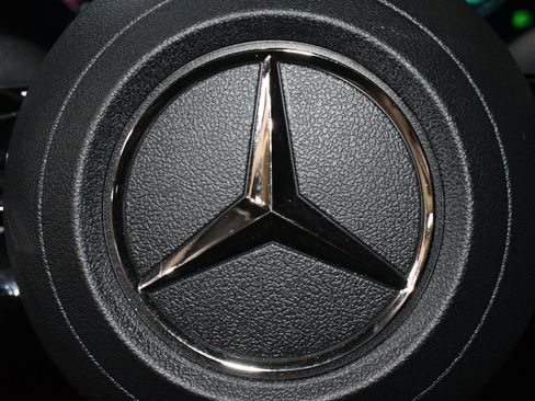 Used 2023 Mercedes-Benz E 450 Coupe image 31