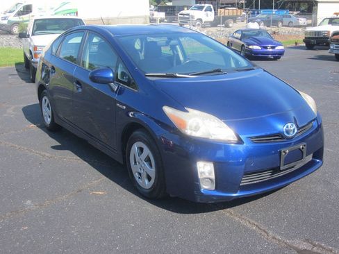 Used 2010 Toyota Prius Three FWD image 4