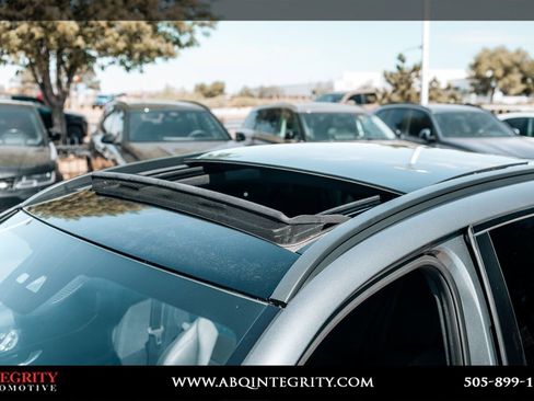 Used 2022 Mercedes-Benz GLC 300 4MATIC image 37