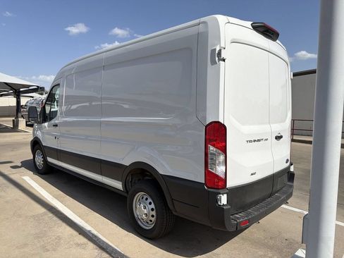 Used 2023 Ford Transit 250 Medium Roof AWD w/ Load Area Protection Package image 4