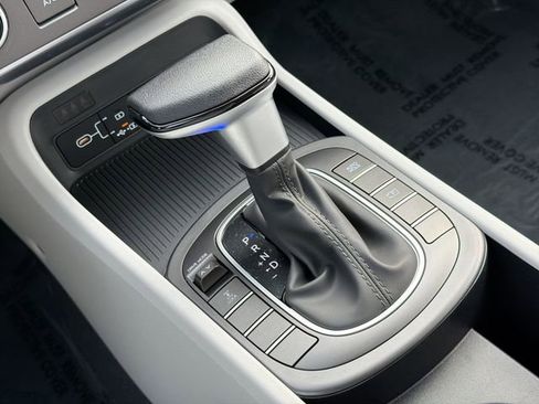 Used 2026 Hyundai Kona SE image 22