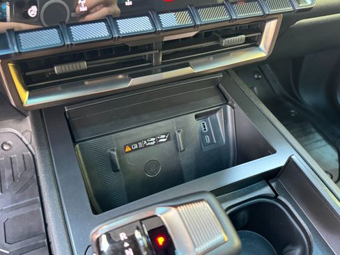 Used 2024 GMC Hummer EV 3X w/ Omega Edition AWD/4WD image 45