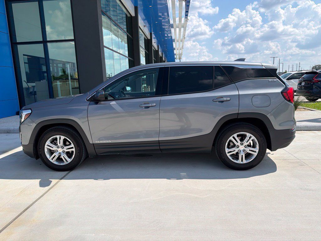 Used 2018 GMC Terrain SLE FWD image 8