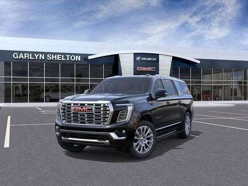 New 2026 GMC Yukon XL Denali w/ Denali Reserve Package image 8