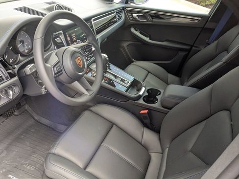New 2026 Porsche Macan S AWD/4WD image 4