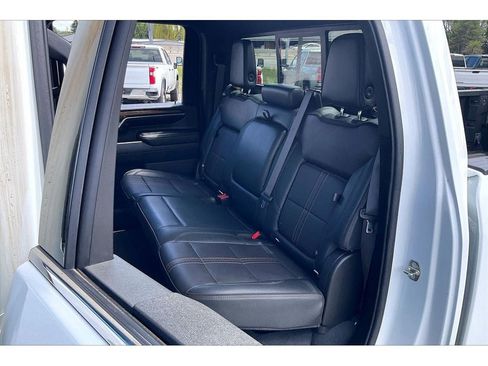 Used 2024 Chevrolet Silverado 3500 High Country w/ High Country Premium Package AWD/4WD image 28