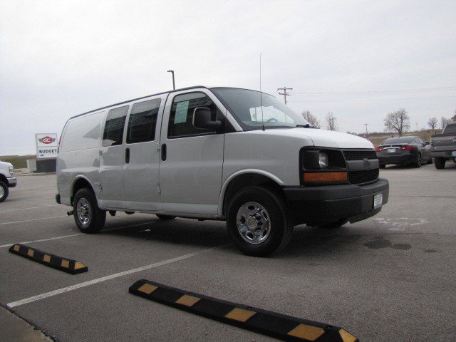 Used 2013 Chevrolet Express 2500 RWD image 3