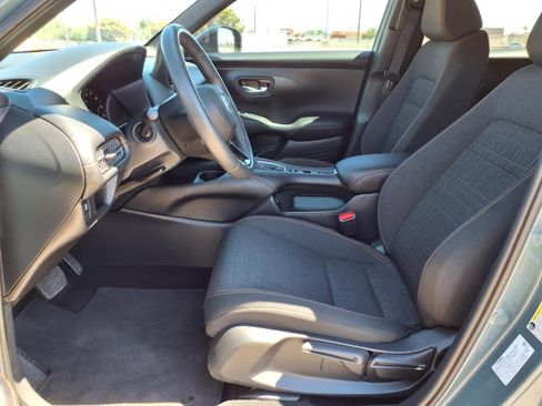 Used 2024 Honda HR-V Sport image 12