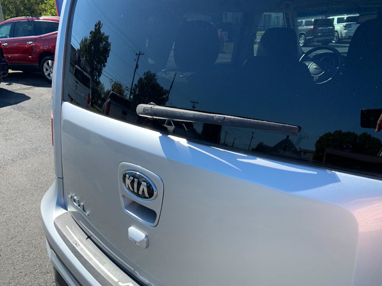 Used 2013 Kia Soul + w/ Audio Pkg FWD image 44