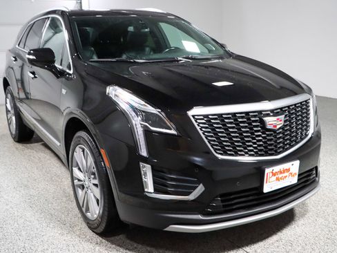Used 2024 Cadillac XT5 Premium Luxury image 5