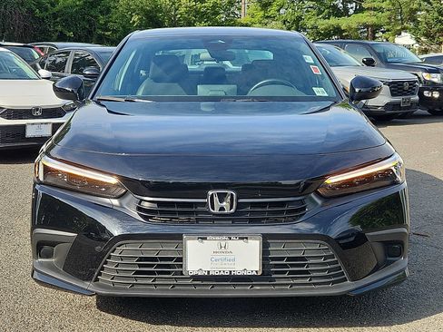 Used 2024 Honda Civic Sport image 2