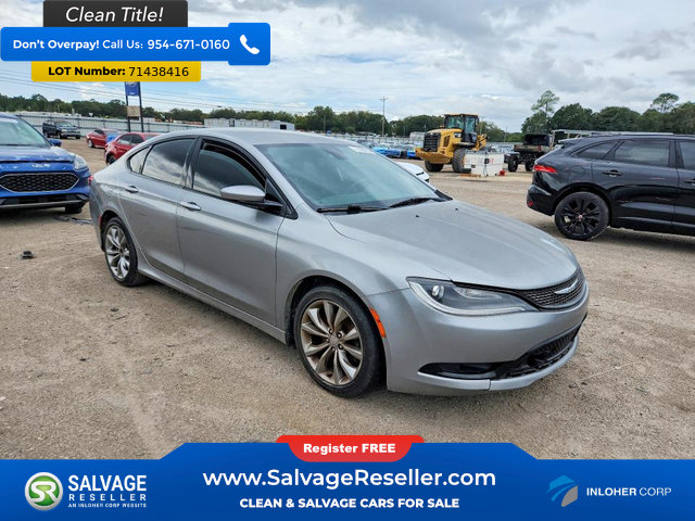 Used 2015 Chrysler 200 S FWD image 5