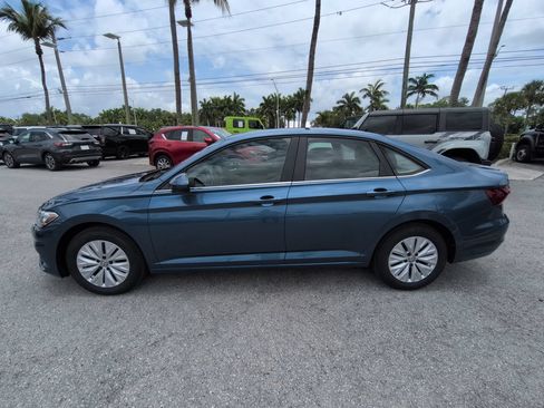 Used 2019 Volkswagen Jetta S w/ Driver Assistance Package FWD image 8