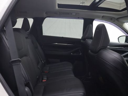 Used 2023 INFINITI QX60 Sensory w/ Cargo Package AWD/4WD image 12