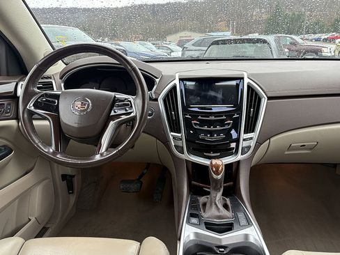 Used 2015 Cadillac SRX Luxury image 5