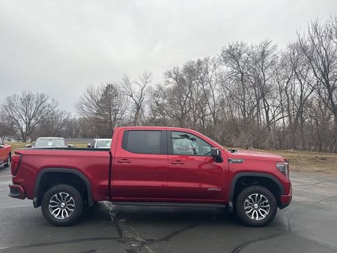 Used 2023 GMC Sierra 1500 AT4 w/ Technology Package image 6