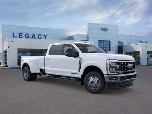 New 2026 Ford F350 Lariat w/ Lariat Premium Package AWD/4WD image 7