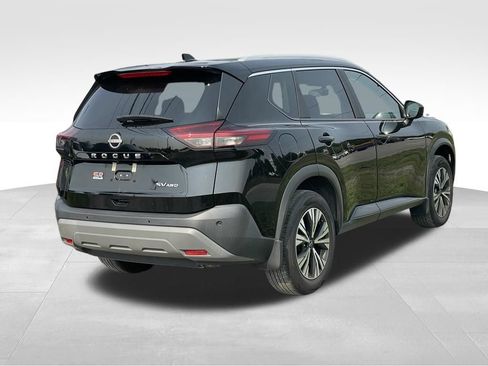 Certified 2023 Nissan Rogue SV w/ SV Premium B Package AWD/4WD image 5