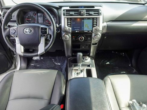 Certified 2024 Toyota 4Runner SR5 Premium image 12