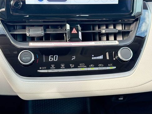 Used 2024 Toyota Corolla LE image 15