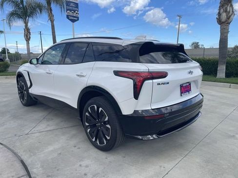 Certified 2025 Chevrolet Blazer EV RS image 6