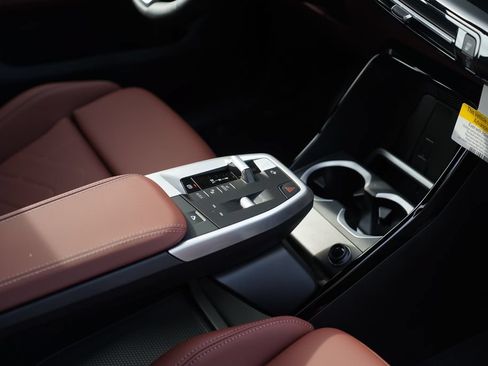 New 2026 BMW X1 xDrive28i w/ Convenience Package AWD/4WD image 16