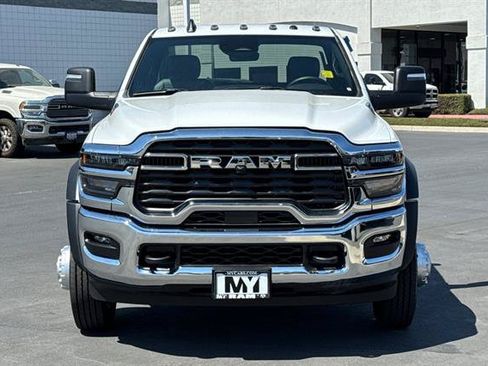 New 2026 RAM 4500 Tradesman w/ Chrome Appearance Group AWD/4WD image 5
