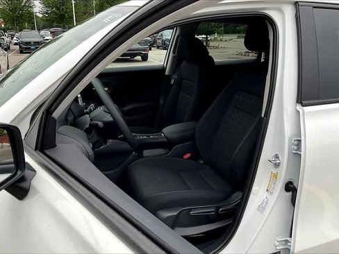 New 2026 Honda HR-V LX image 10