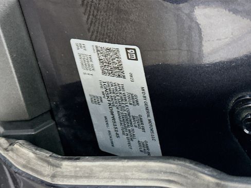 Used 2023 Chevrolet Suburban Premier image 12