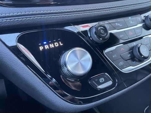 New 2026 Chrysler Pacifica Select image 37