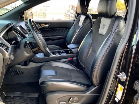 Used 2019 Ford Edge ST w/ Equipment Group 401A image 7