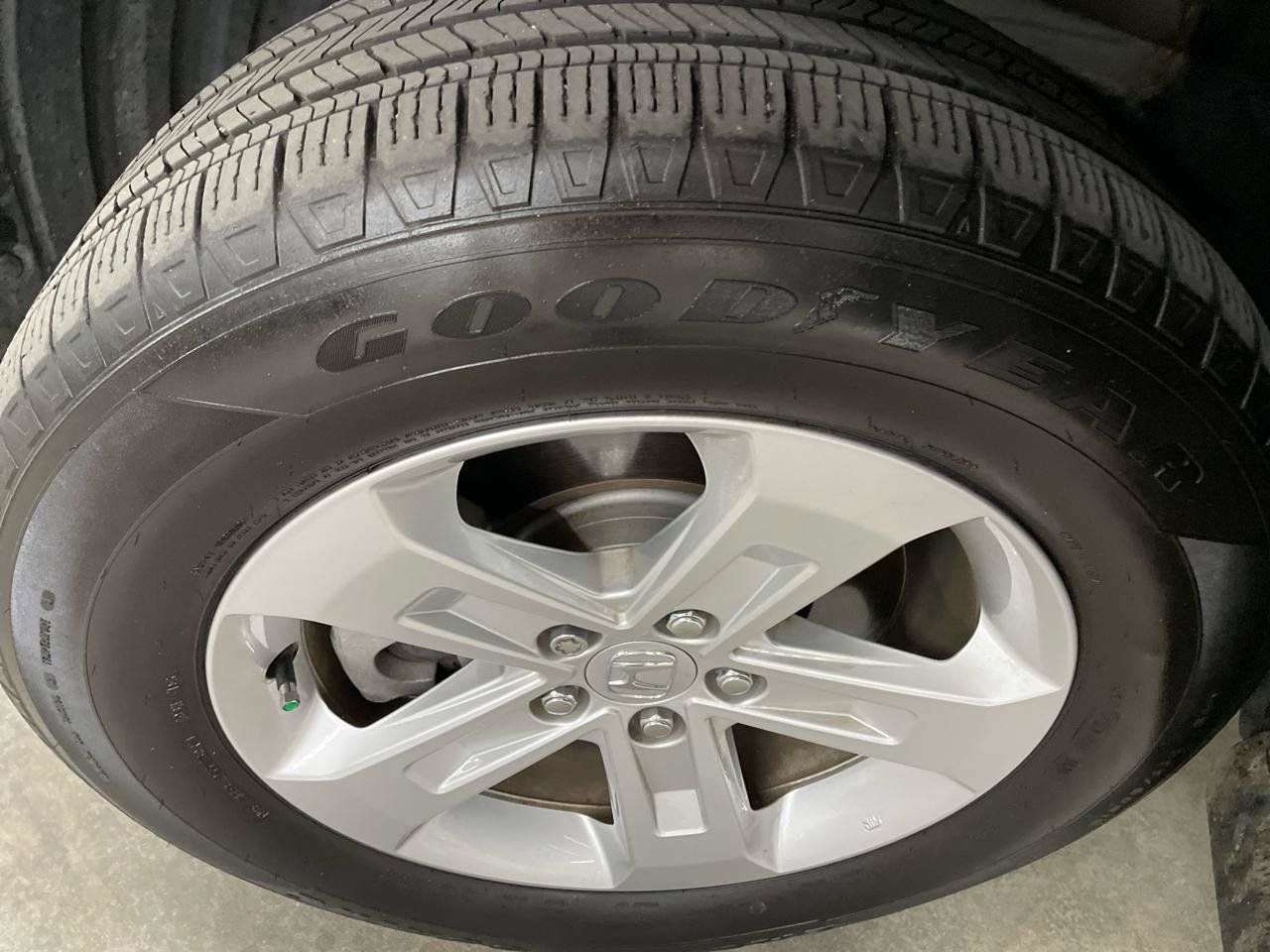 Used 2023 Honda Pilot LX image 27