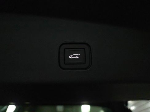 Used 2024 Cadillac Lyriq Sport image 37